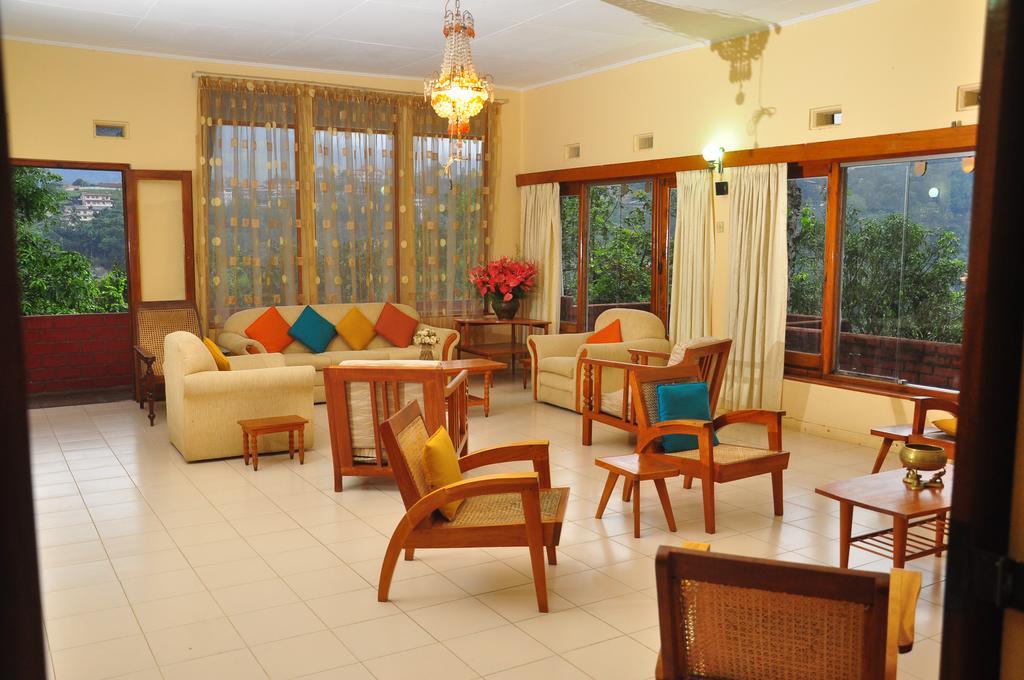 Ferienwohnung Knight'S Heaven Kandy Exterior foto